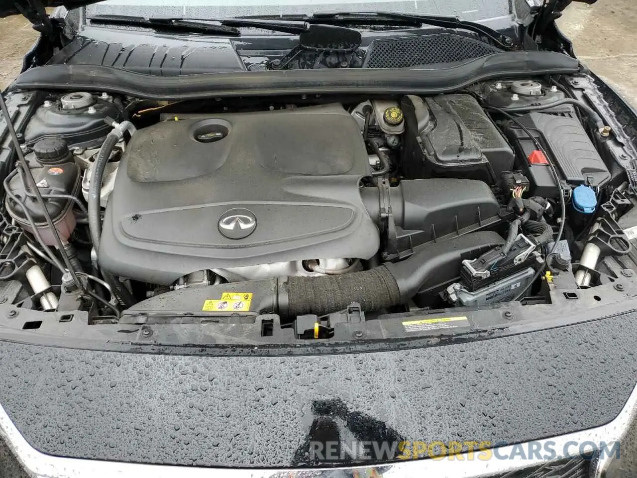 11 Photograph of a damaged car SJKCH5CR3KA007581 INFINITI QX30 2019