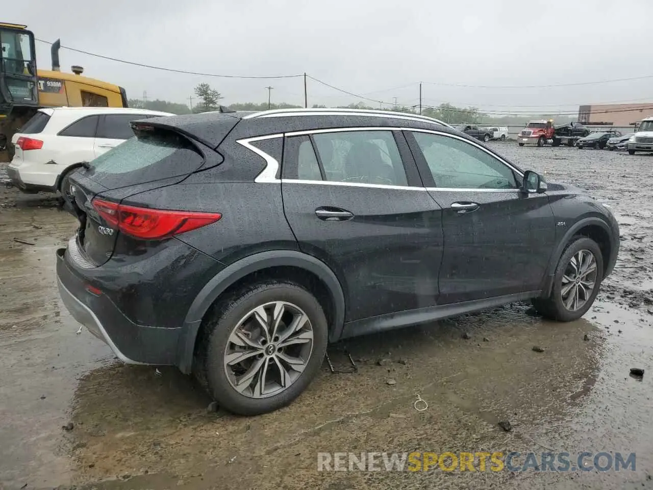 3 Photograph of a damaged car SJKCH5CR3KA007581 INFINITI QX30 2019