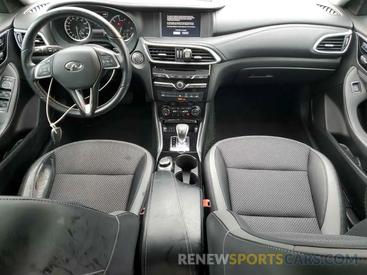 8 Photograph of a damaged car SJKCH5CR3KA007581 INFINITI QX30 2019