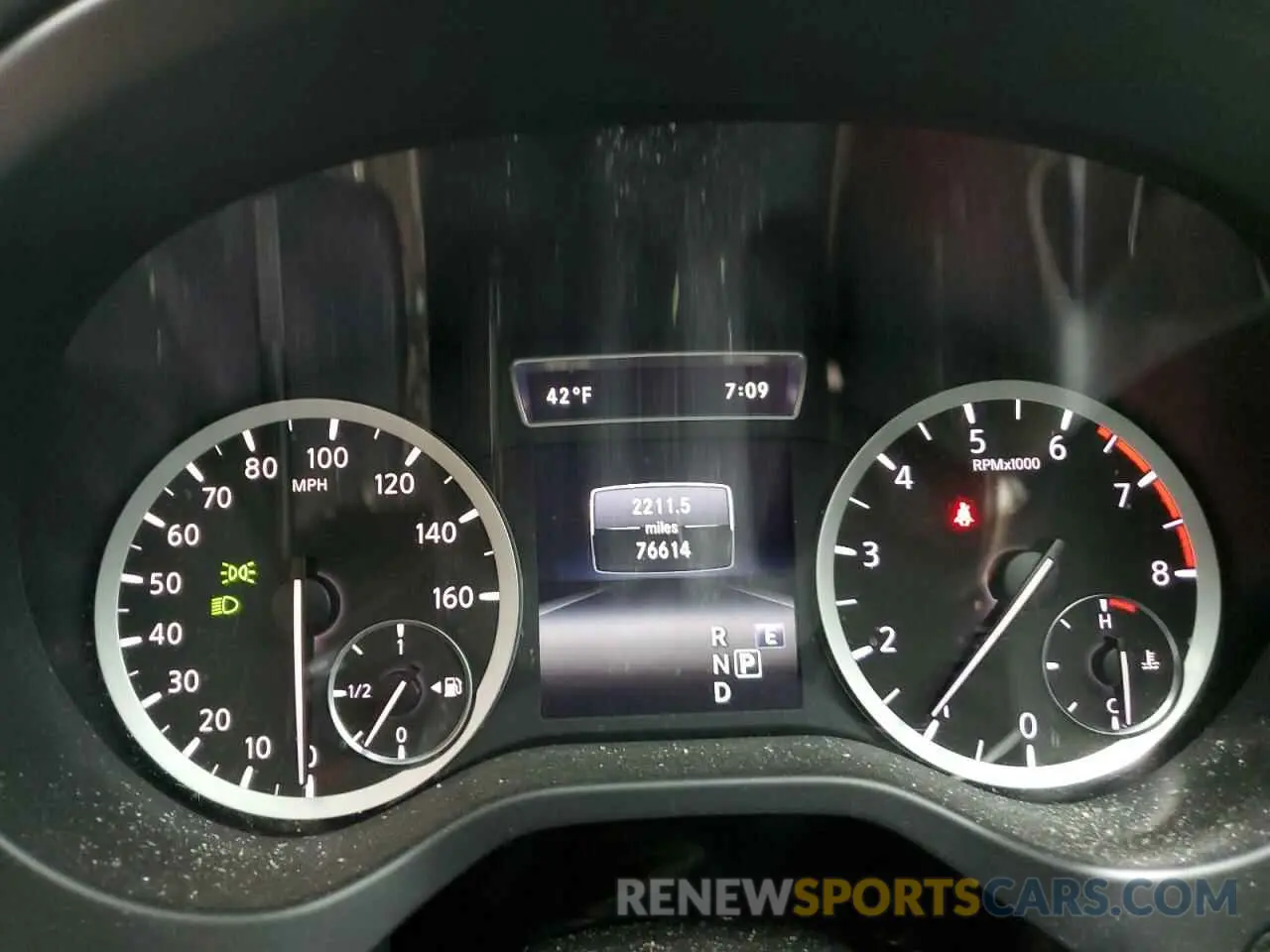 9 Photograph of a damaged car SJKCH5CR5KA010465 INFINITI QX30 2019