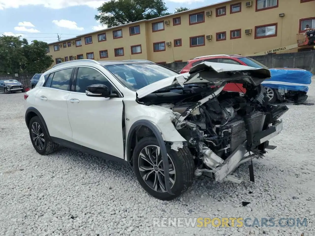 4 Photograph of a damaged car SJKCH5CR7KA009141 INFINITI QX30 2019
