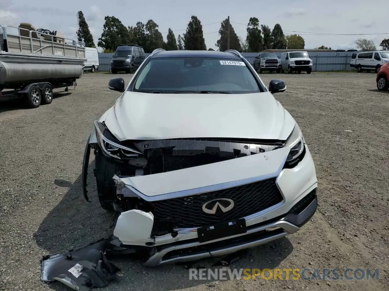 5 Photograph of a damaged car SJKCH5CR7KA011861 INFINITI QX30 2019