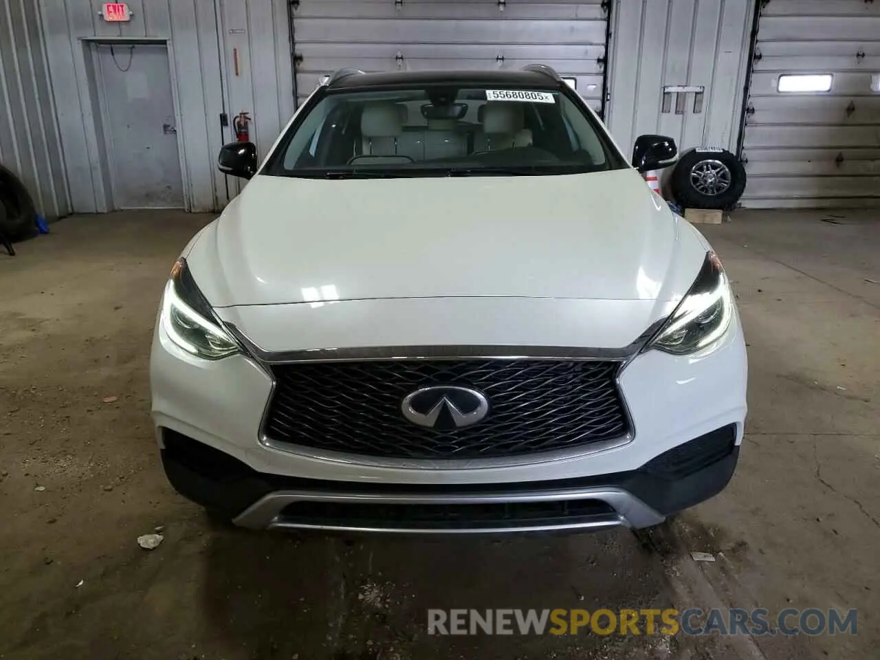 5 Photograph of a damaged car SJKCH5CR9KA008346 INFINITI QX30 2019
