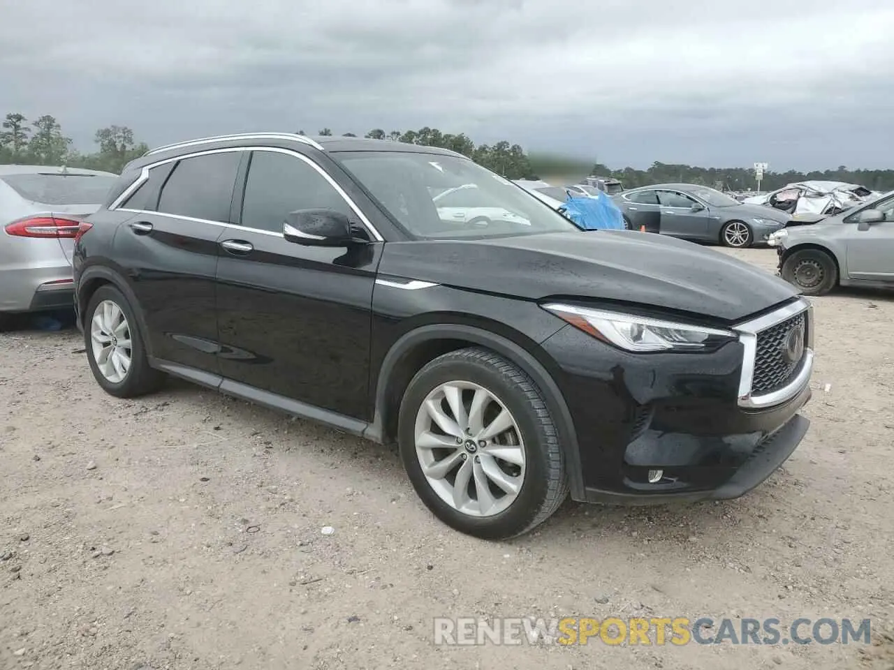 4 Photograph of a damaged car 3PCAJ5M10KF103604 INFINITI QX50 2019