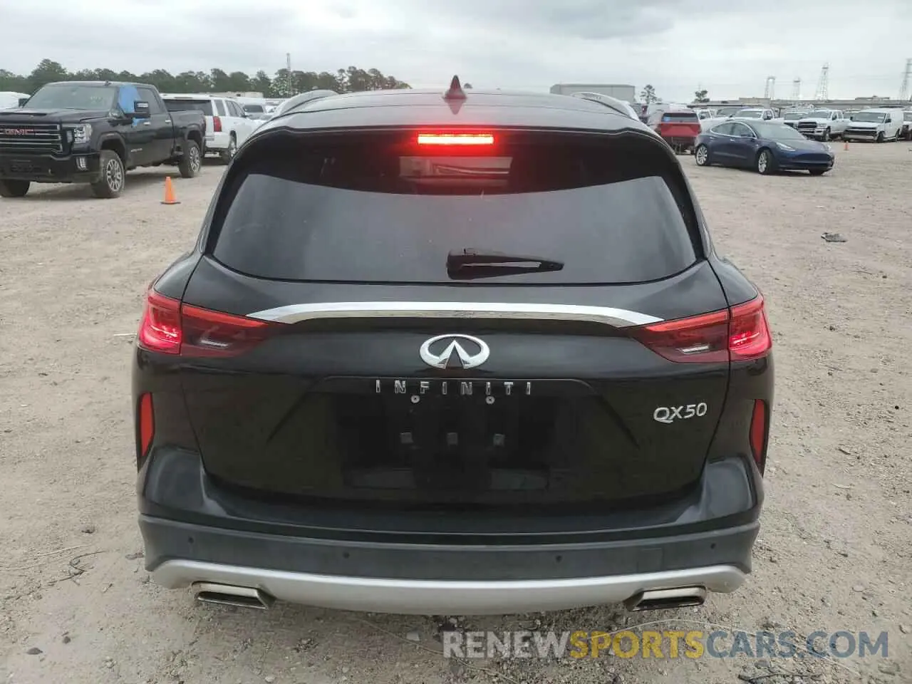 6 Photograph of a damaged car 3PCAJ5M10KF103604 INFINITI QX50 2019