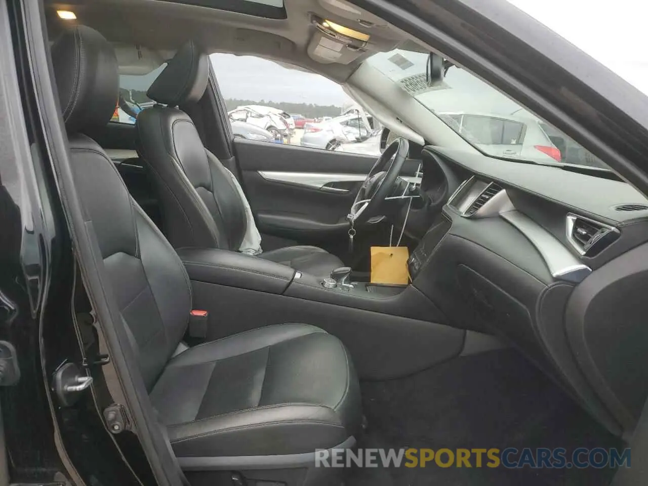 7 Photograph of a damaged car 3PCAJ5M10KF103604 INFINITI QX50 2019