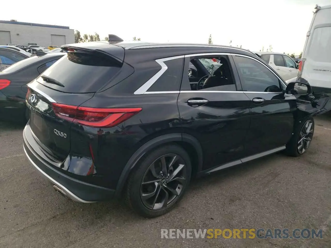 3 Photograph of a damaged car 3PCAJ5M10KF103991 INFINITI QX50 2019