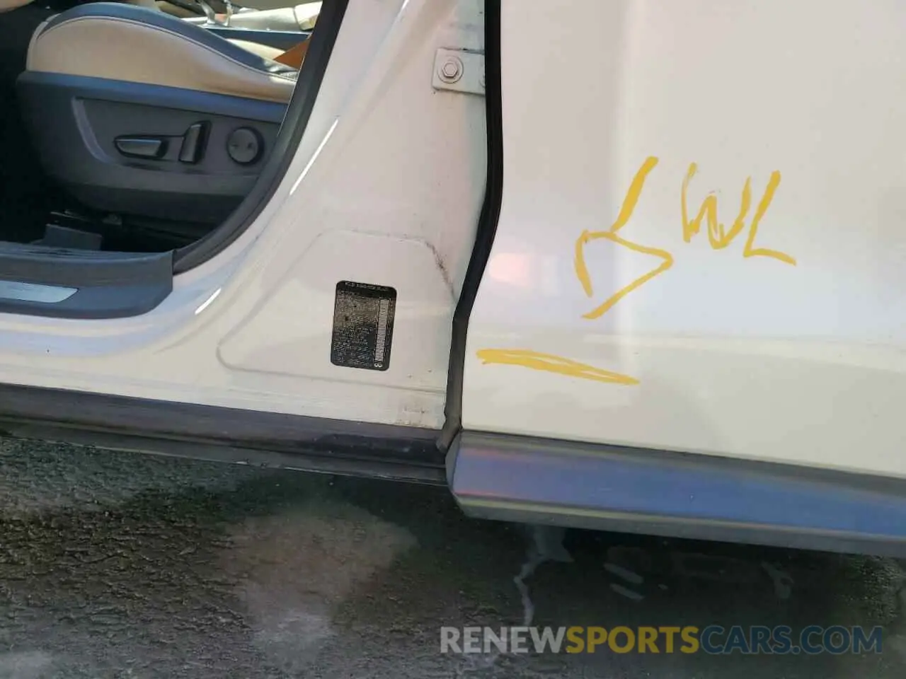 13 Photograph of a damaged car 3PCAJ5M10KF130740 INFINITI QX50 2019