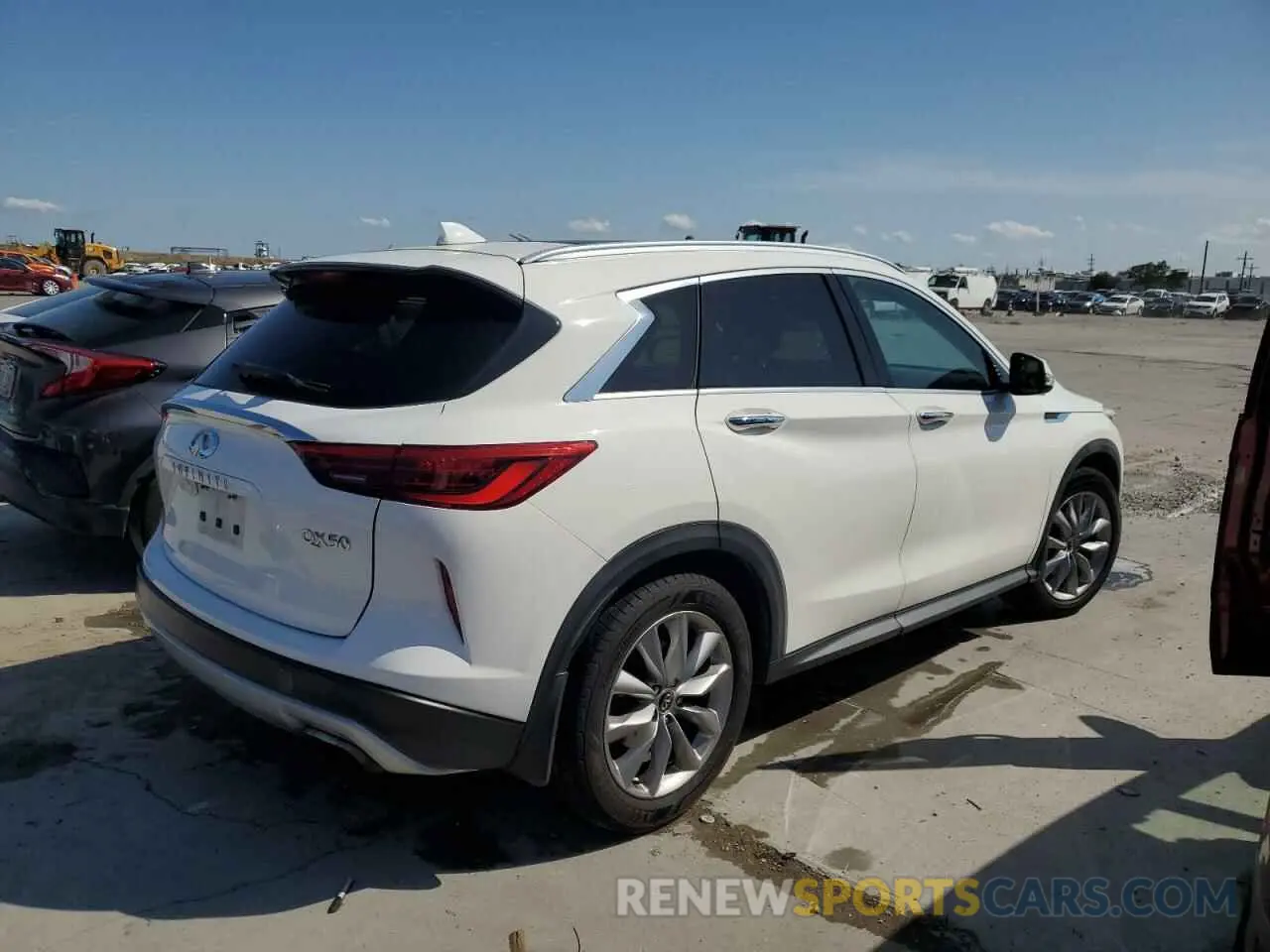 3 Photograph of a damaged car 3PCAJ5M10KF130740 INFINITI QX50 2019