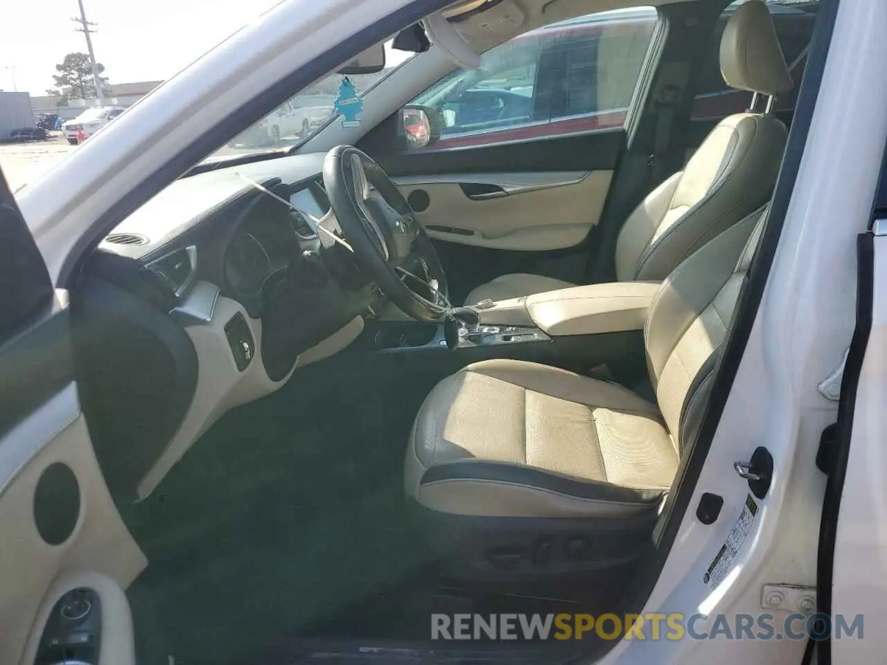 7 Photograph of a damaged car 3PCAJ5M10KF130740 INFINITI QX50 2019
