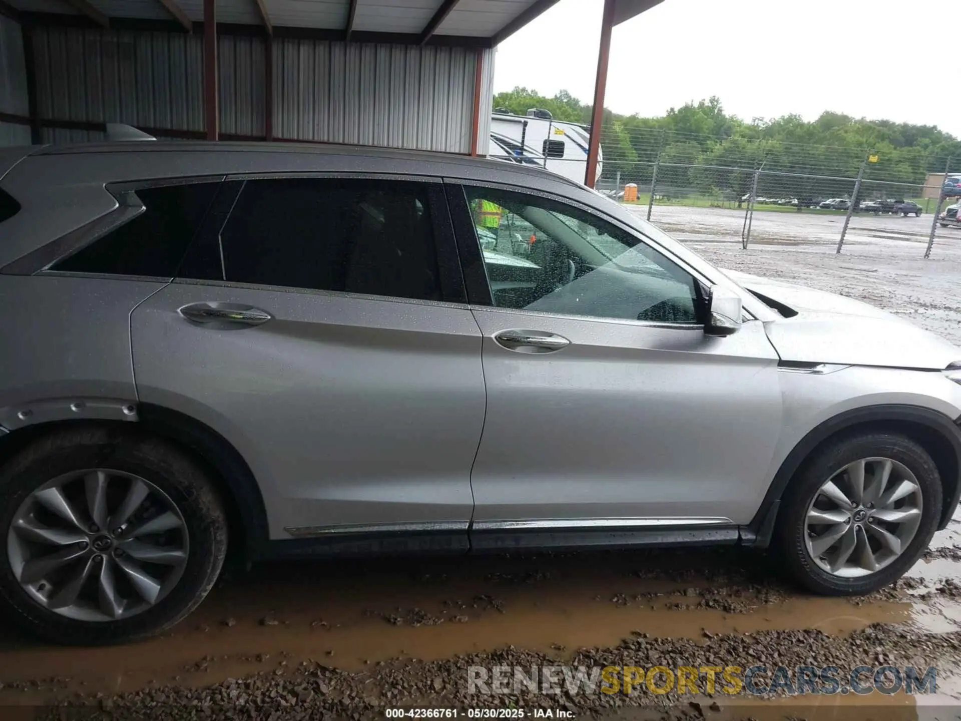 14 Photograph of a damaged car 3PCAJ5M10KF146405 INFINITI QX50 2019