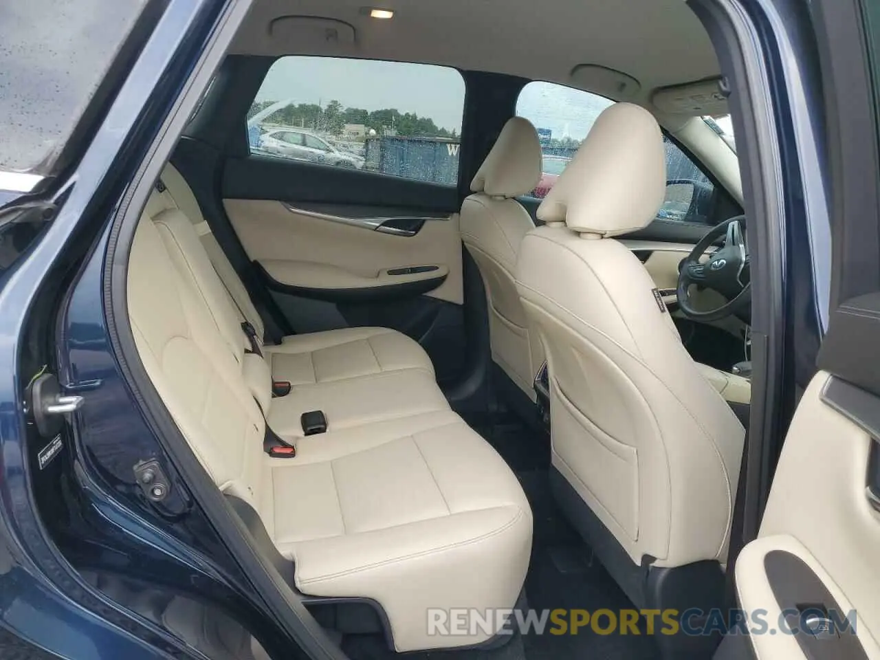 11 Photograph of a damaged car 3PCAJ5M10KF147330 INFINITI QX50 2019
