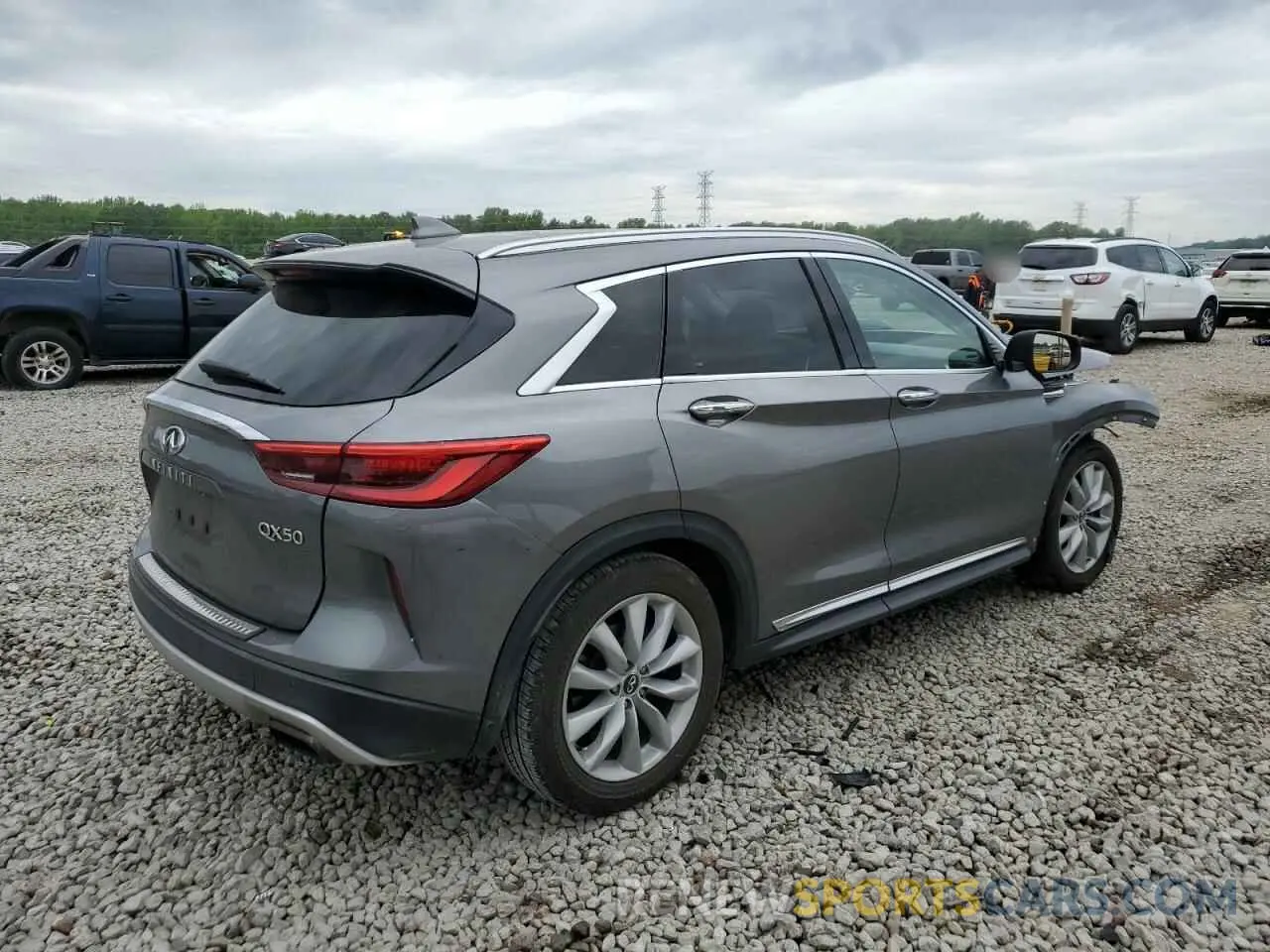 3 Photograph of a damaged car 3PCAJ5M11KF115180 INFINITI QX50 2019