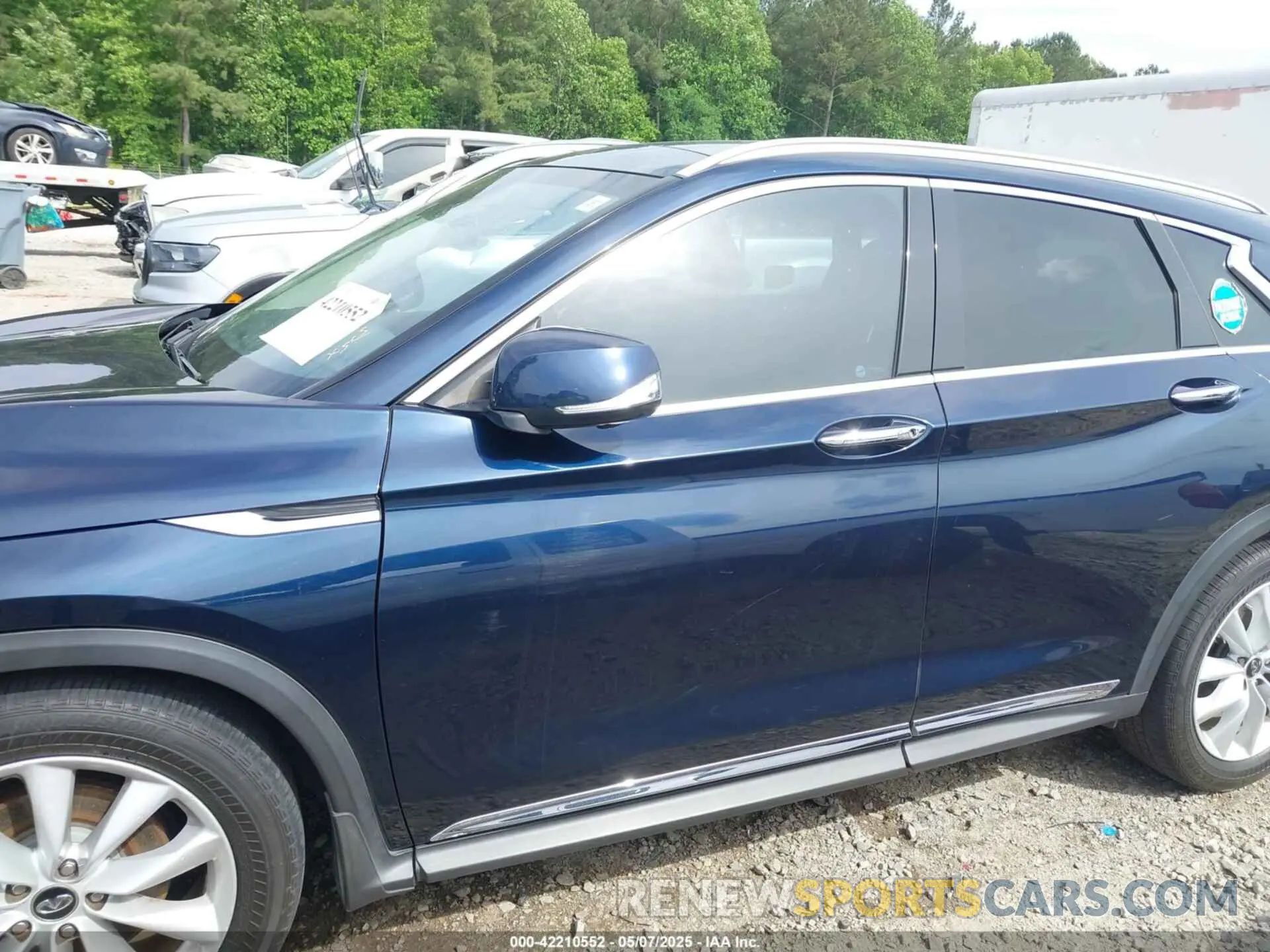 14 Photograph of a damaged car 3PCAJ5M12KF118394 INFINITI QX50 2019