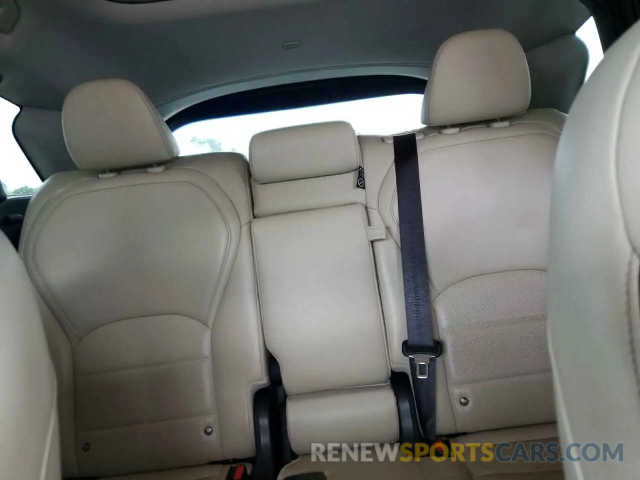 10 Photograph of a damaged car 3PCAJ5M13KF108943 INFINITI QX50 2019