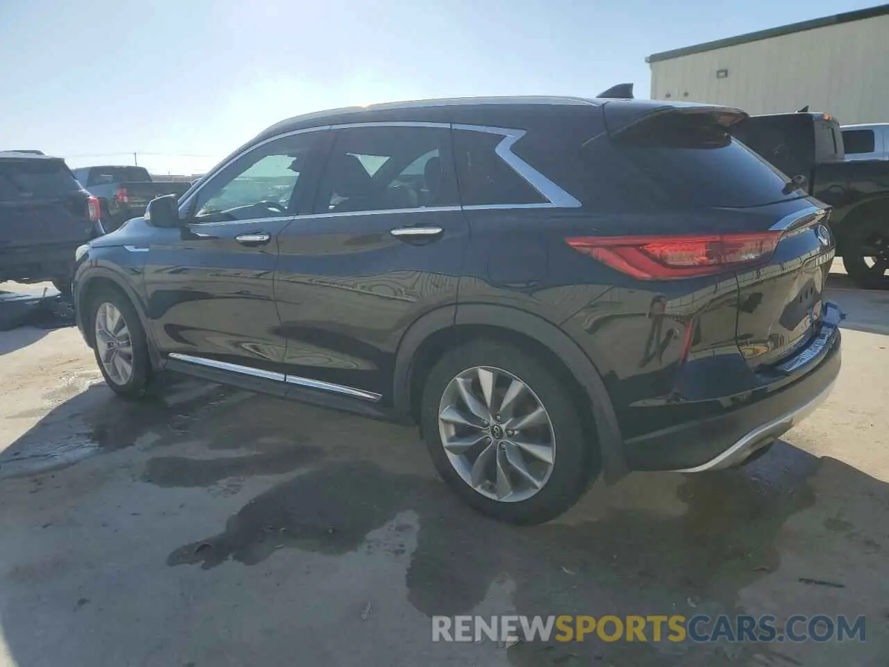 2 Photograph of a damaged car 3PCAJ5M13KF135818 INFINITI QX50 2019
