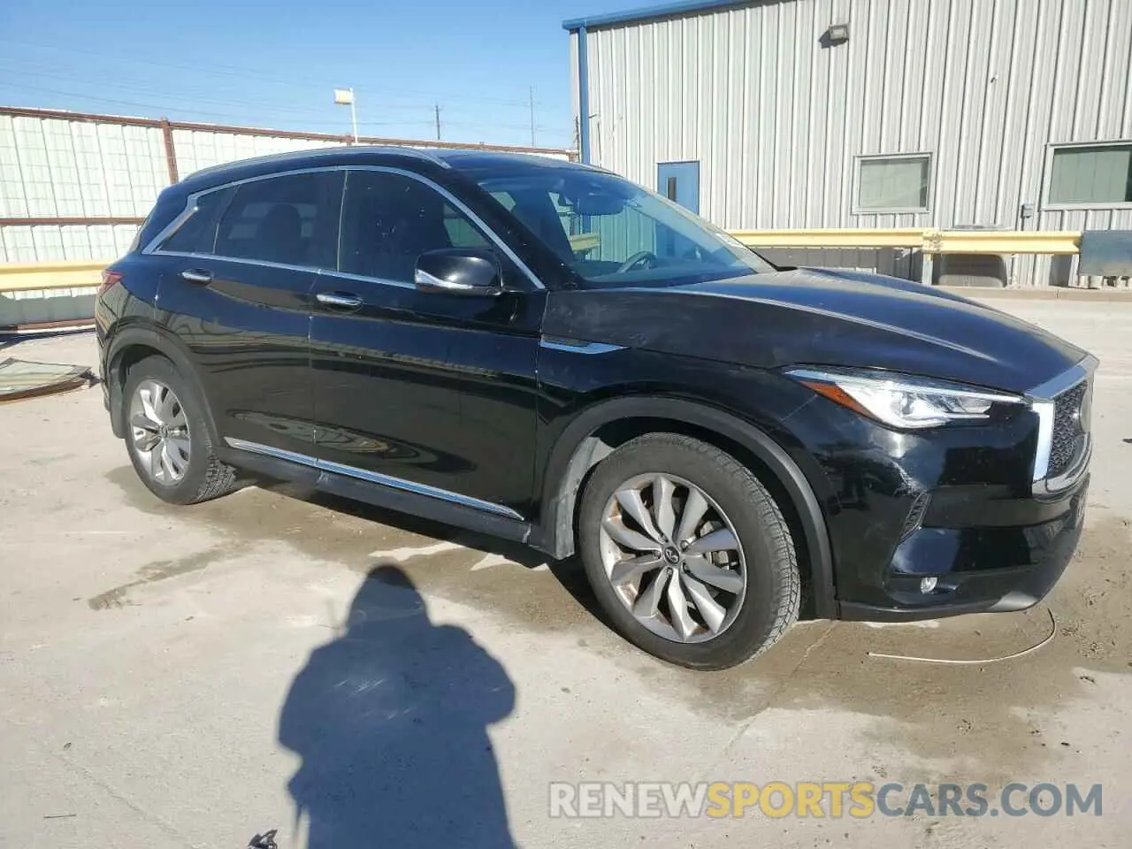 4 Photograph of a damaged car 3PCAJ5M13KF135818 INFINITI QX50 2019