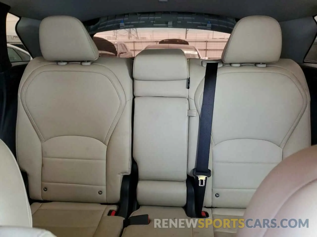 10 Photograph of a damaged car 3PCAJ5M13KF137147 INFINITI QX50 2019