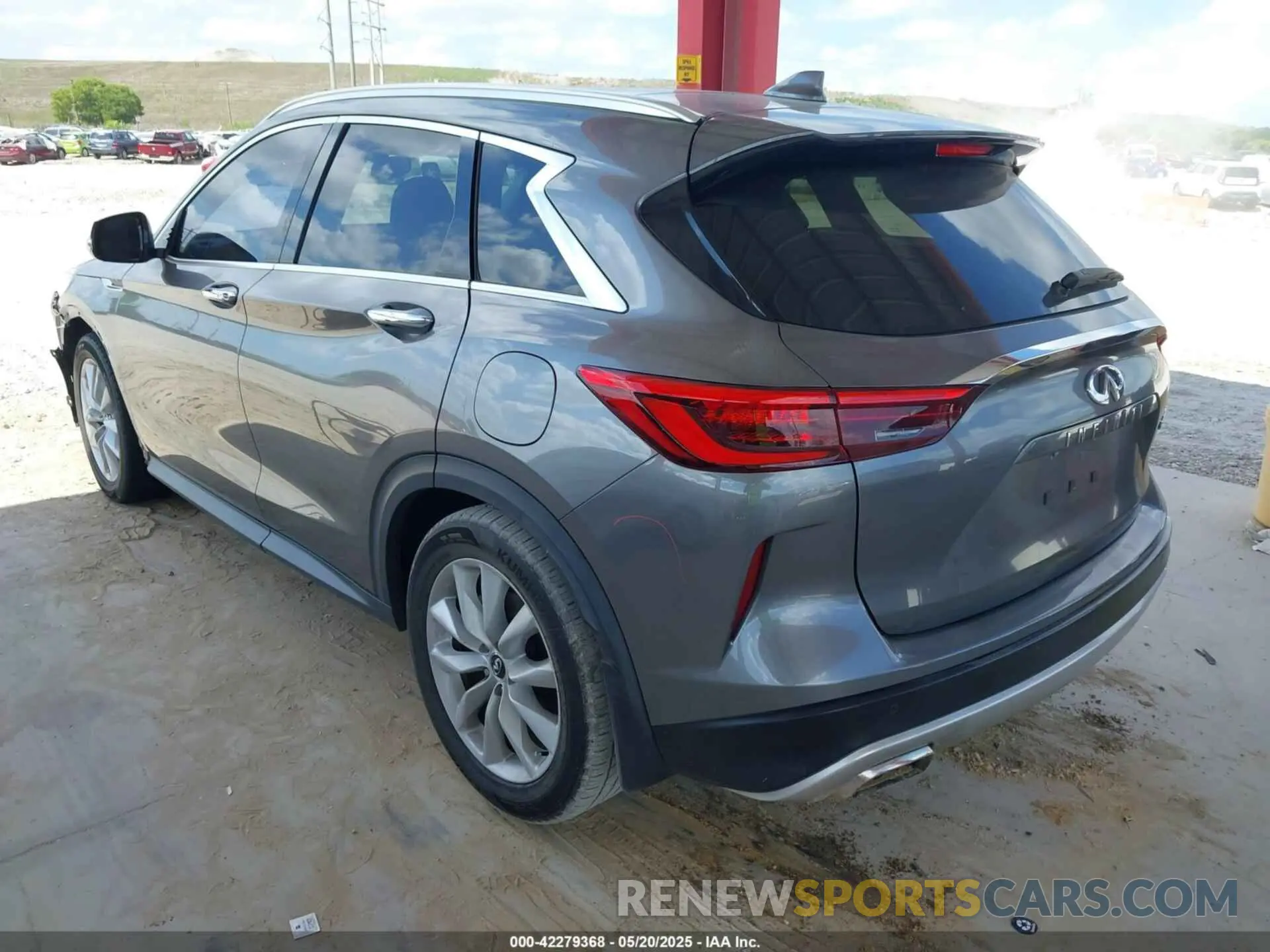 3 Photograph of a damaged car 3PCAJ5M14KF107297 INFINITI QX50 2019