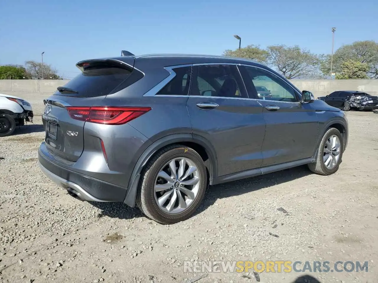 3 Photograph of a damaged car 3PCAJ5M14KF133530 INFINITI QX50 2019