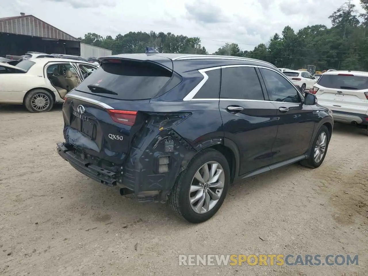 3 Photograph of a damaged car 3PCAJ5M14KF142261 INFINITI QX50 2019