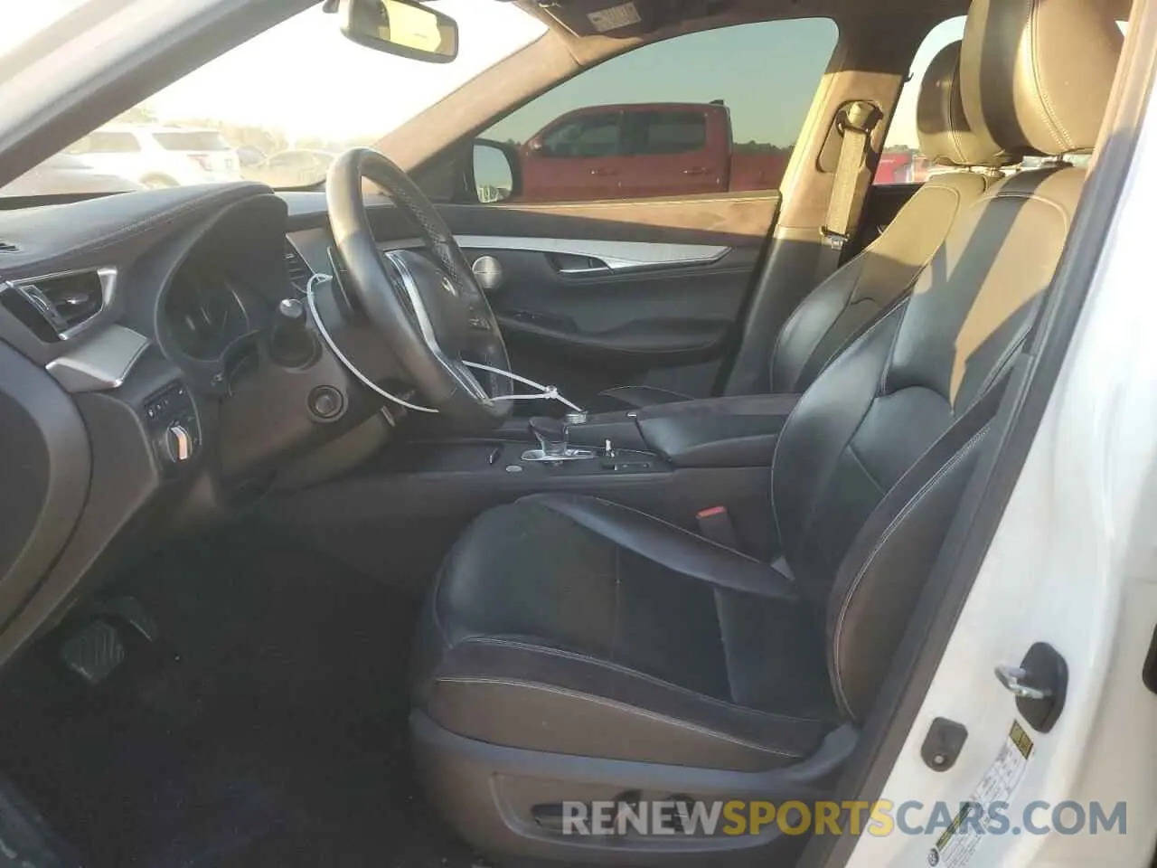 7 Photograph of a damaged car 3PCAJ5M15KF102965 INFINITI QX50 2019