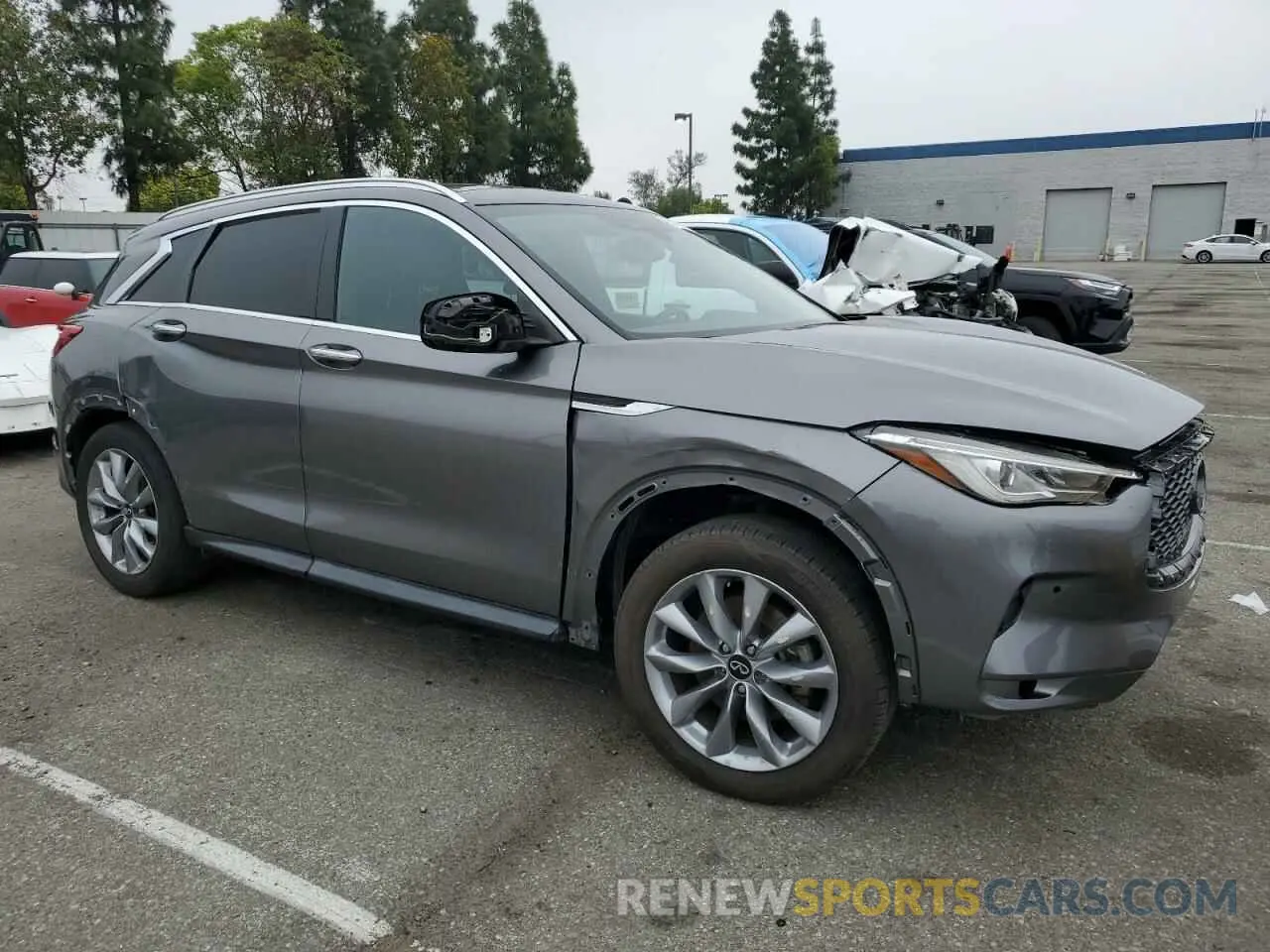 4 Photograph of a damaged car 3PCAJ5M15KF113075 INFINITI QX50 2019