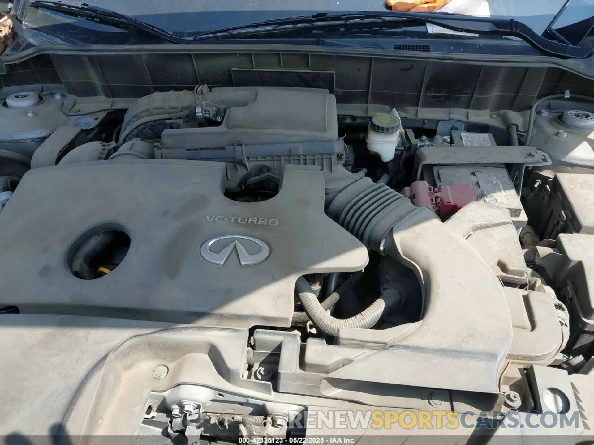 10 Photograph of a damaged car 3PCAJ5M15KF124724 INFINITI QX50 2019