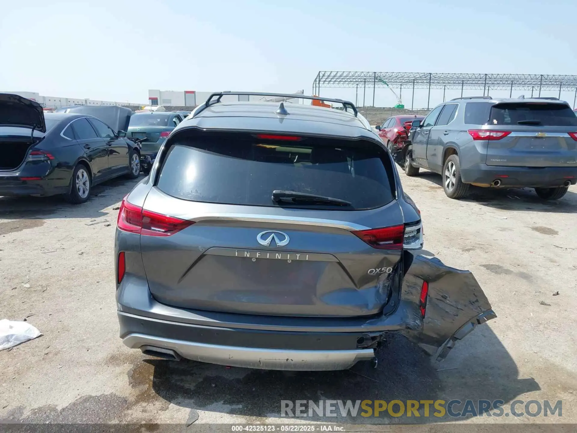 15 Photograph of a damaged car 3PCAJ5M15KF124724 INFINITI QX50 2019