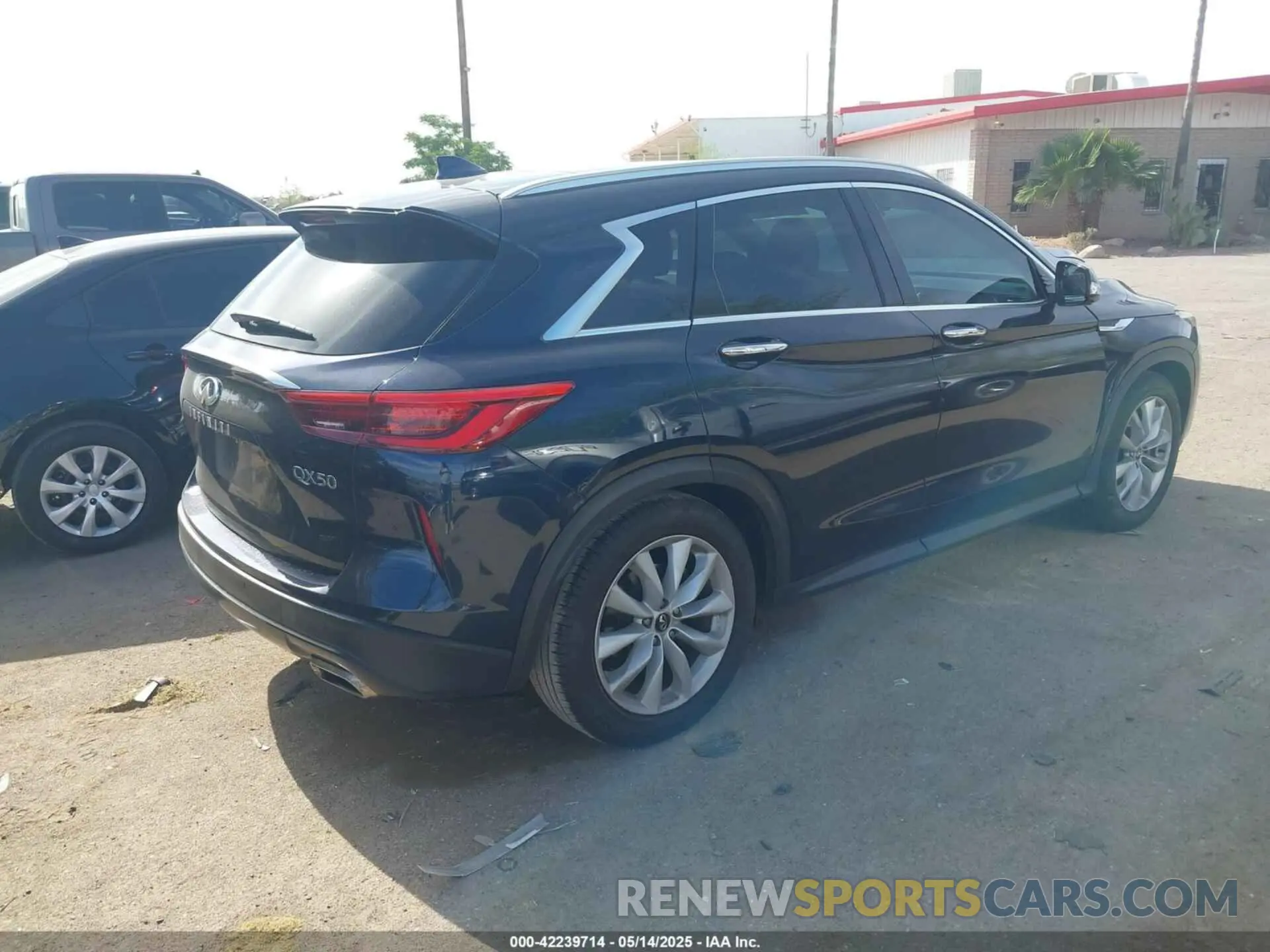 4 Photograph of a damaged car 3PCAJ5M16KF104787 INFINITI QX50 2019