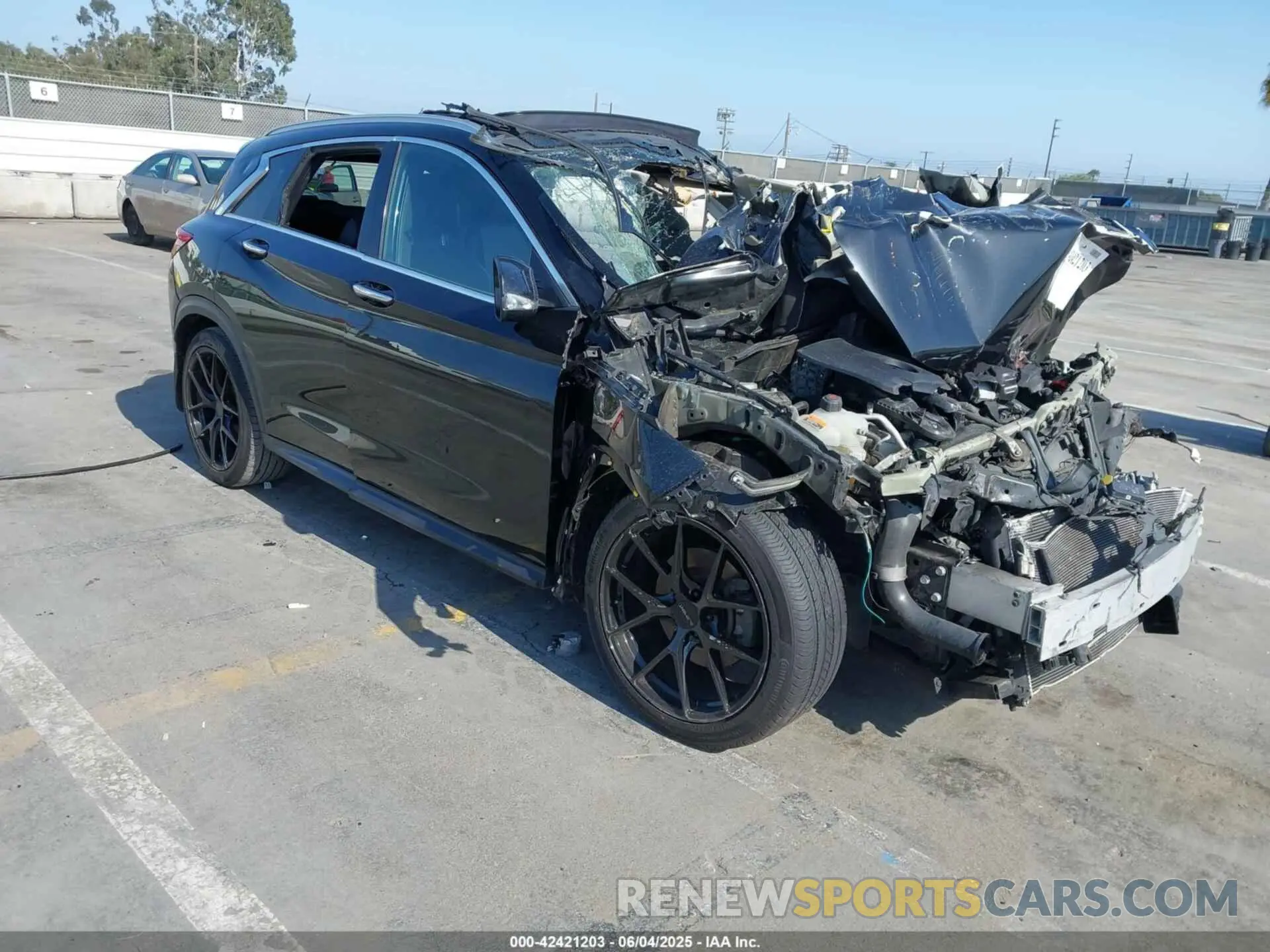 1 Photograph of a damaged car 3PCAJ5M16KF116275 INFINITI QX50 2019