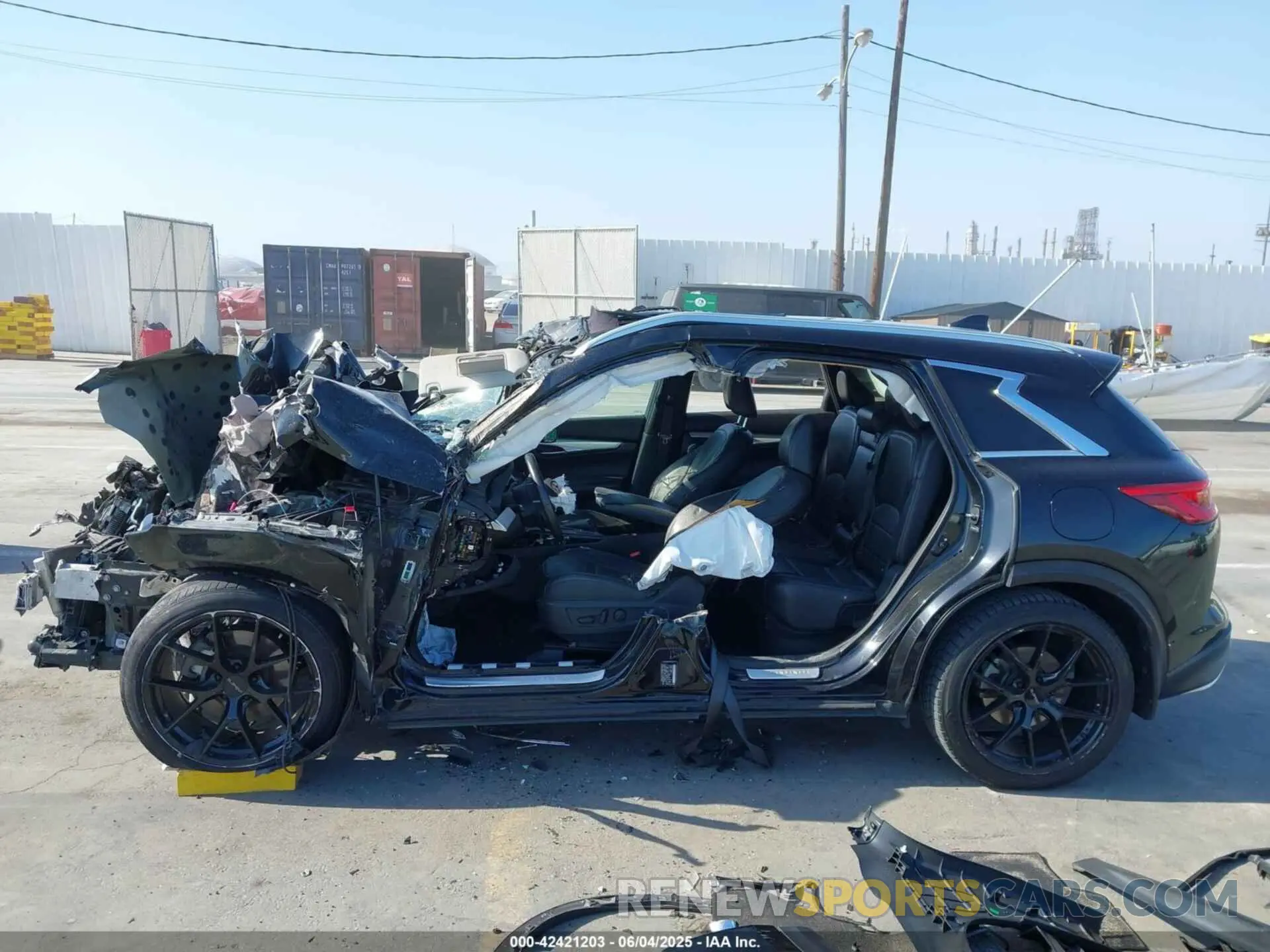 14 Photograph of a damaged car 3PCAJ5M16KF116275 INFINITI QX50 2019