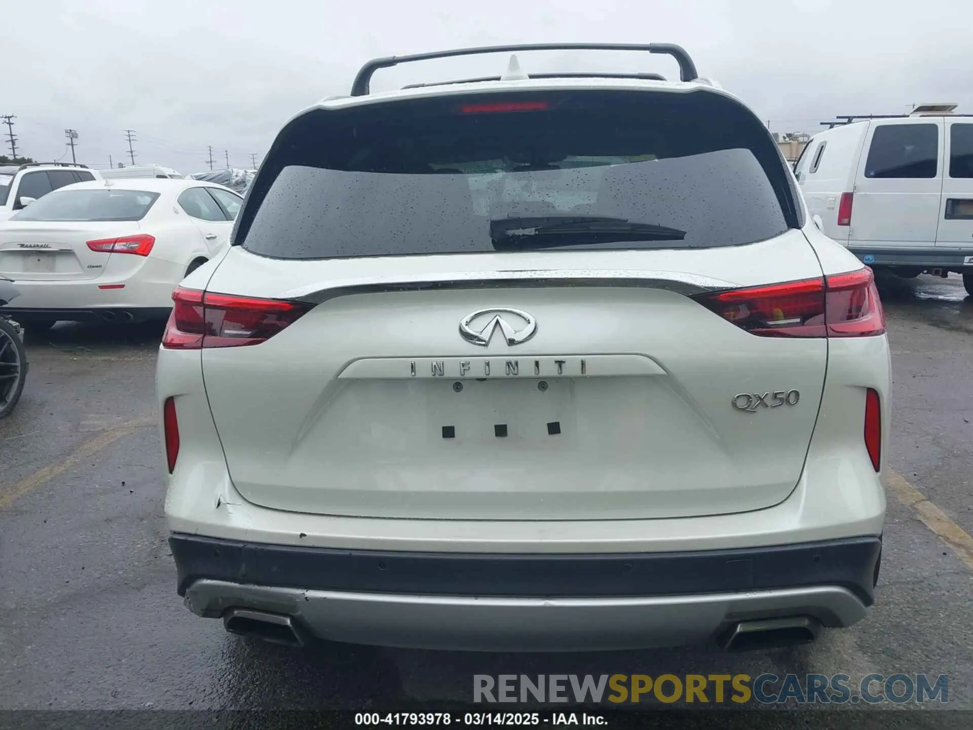 16 Photograph of a damaged car 3PCAJ5M16KF116521 INFINITI QX50 2019