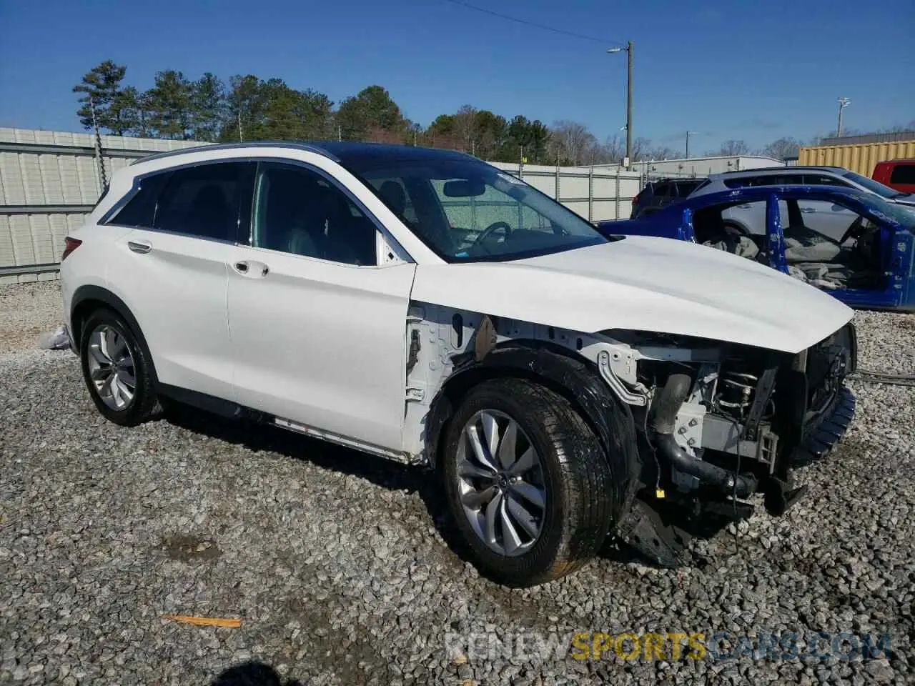 4 Photograph of a damaged car 3PCAJ5M16KF128507 INFINITI QX50 2019