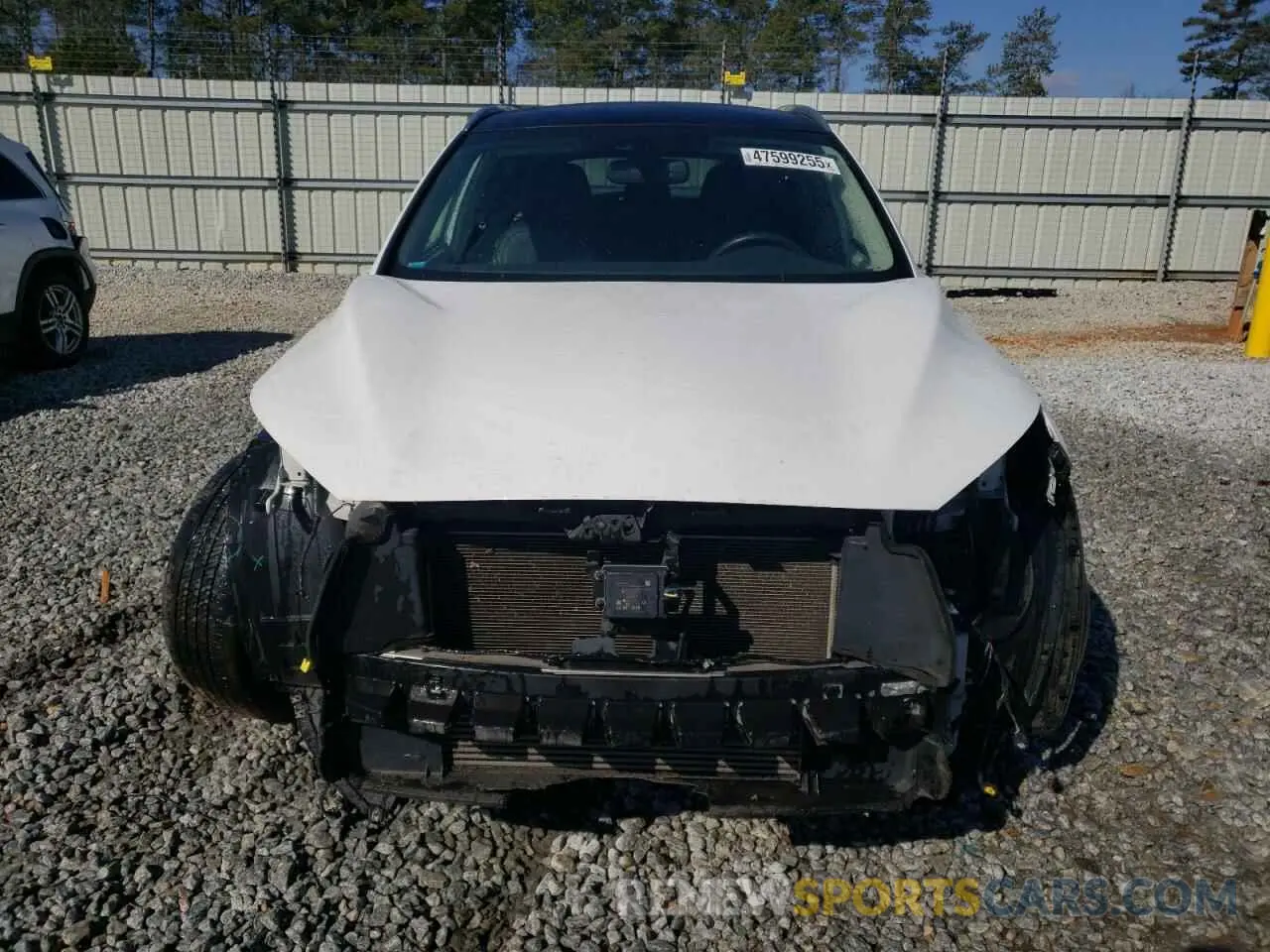 5 Photograph of a damaged car 3PCAJ5M16KF128507 INFINITI QX50 2019