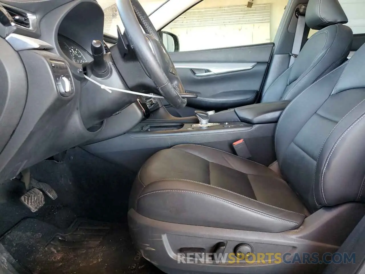7 Photograph of a damaged car 3PCAJ5M16KF137515 INFINITI QX50 2019