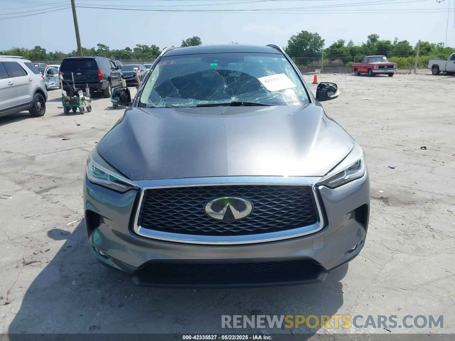 12 Photograph of a damaged car 3PCAJ5M16KF138258 INFINITI QX50 2019