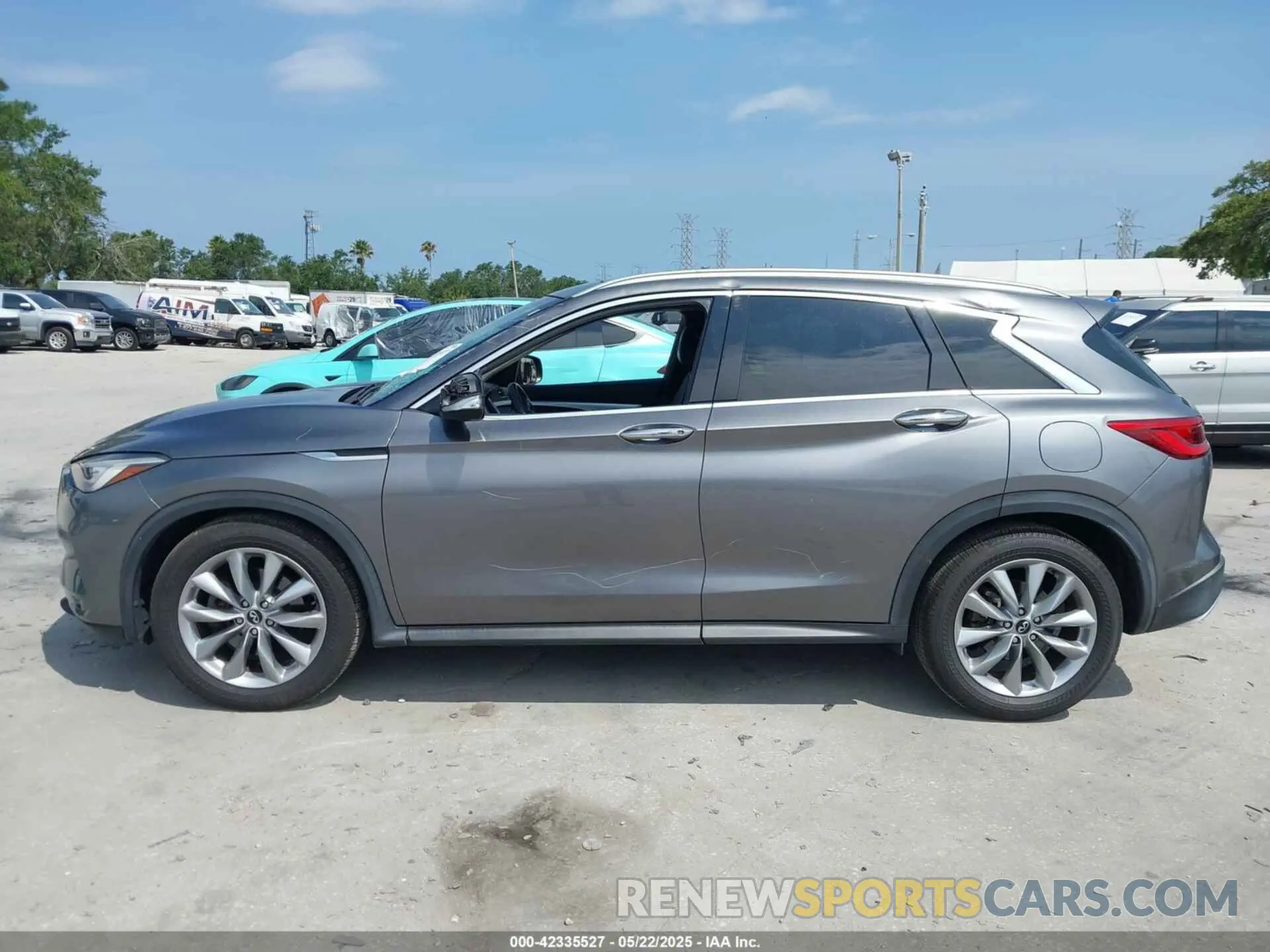 14 Photograph of a damaged car 3PCAJ5M16KF138258 INFINITI QX50 2019