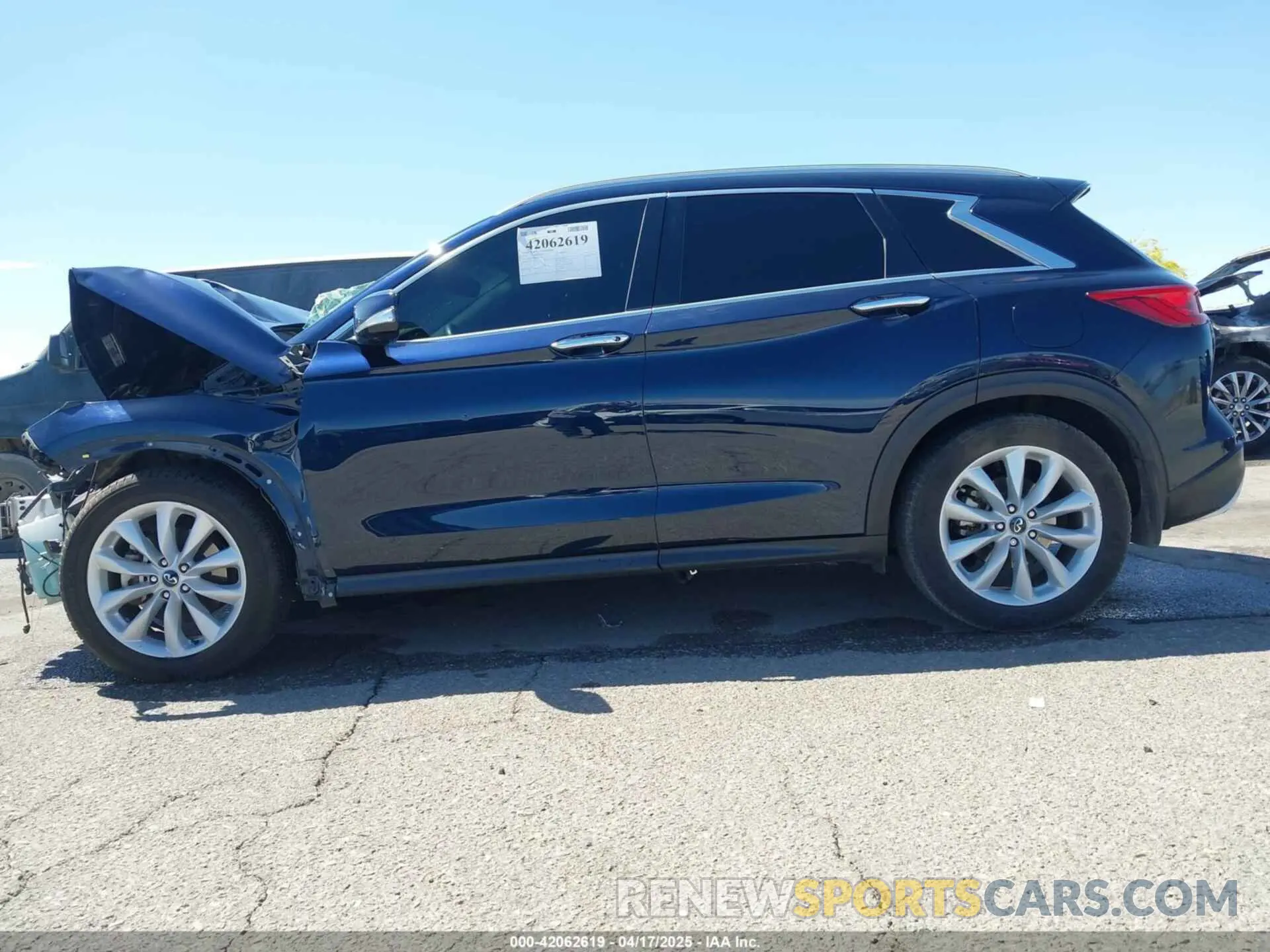 15 Photograph of a damaged car 3PCAJ5M17KF120819 INFINITI QX50 2019