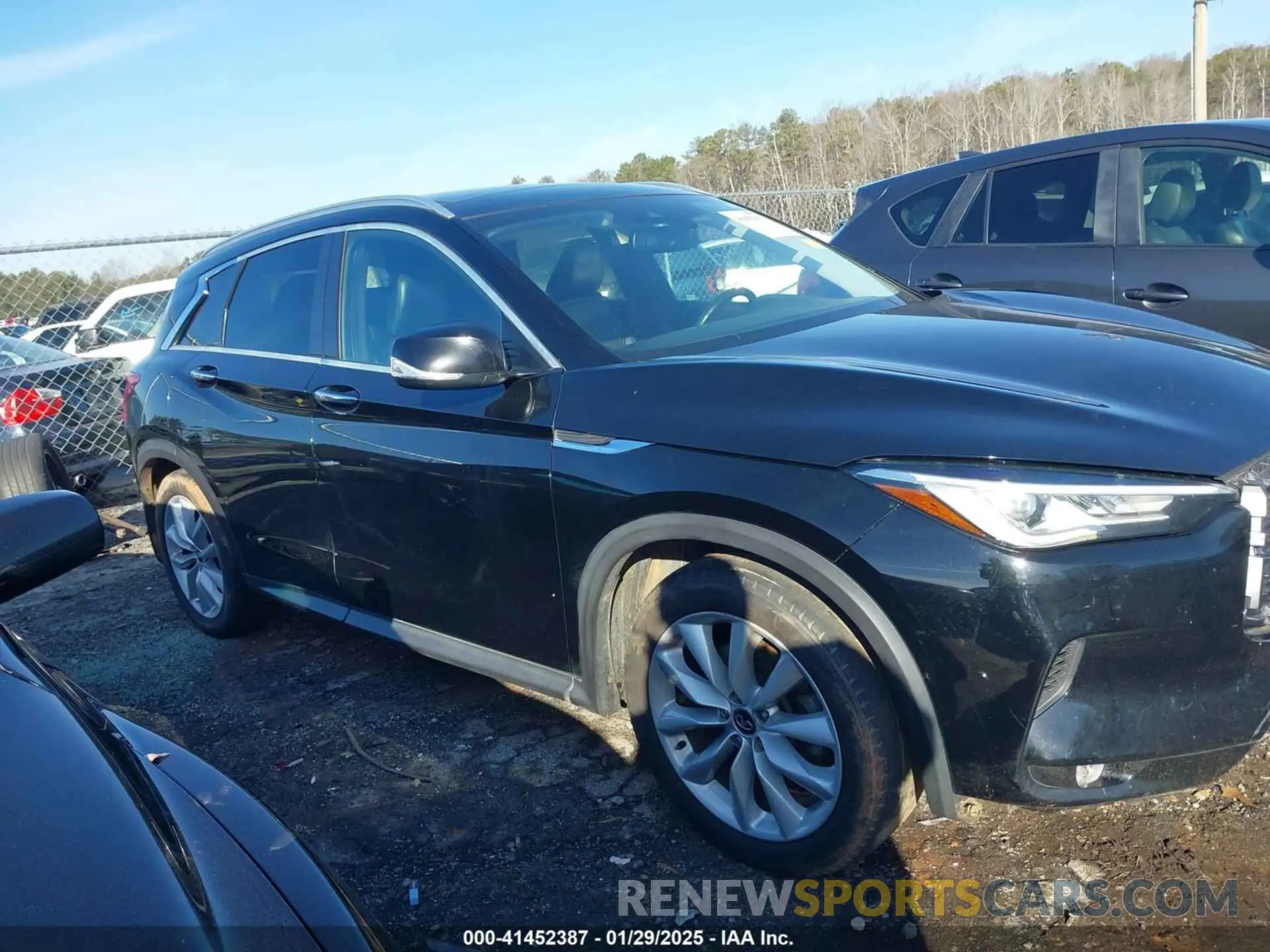 13 Photograph of a damaged car 3PCAJ5M17KF121971 INFINITI QX50 2019