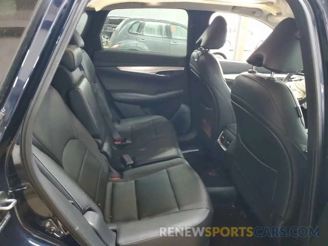 11 Photograph of a damaged car 3PCAJ5M18KF139072 INFINITI QX50 2019