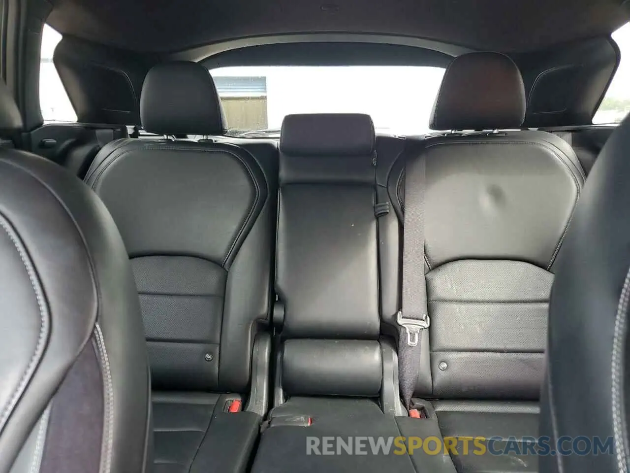 10 Photograph of a damaged car 3PCAJ5M19KF119204 INFINITI QX50 2019