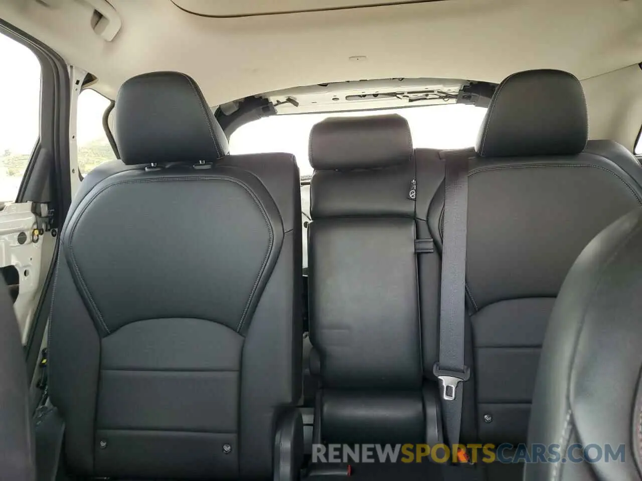 10 Photograph of a damaged car 3PCAJ5M19KF133426 INFINITI QX50 2019