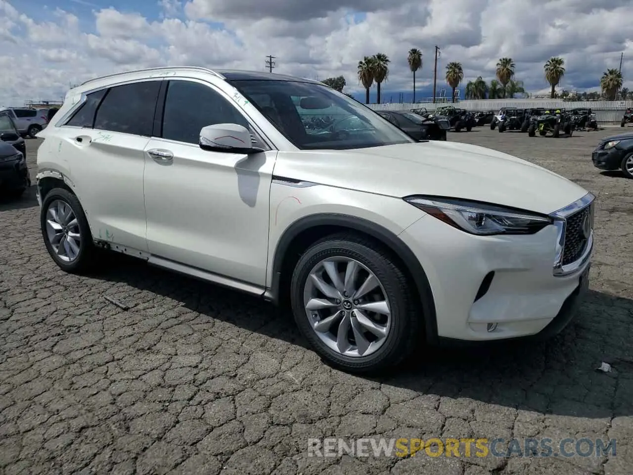 4 Photograph of a damaged car 3PCAJ5M19KF133426 INFINITI QX50 2019