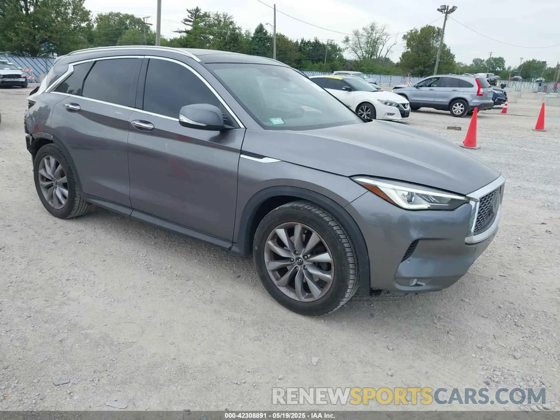 1 Photograph of a damaged car 3PCAJ5M19KF135211 INFINITI QX50 2019