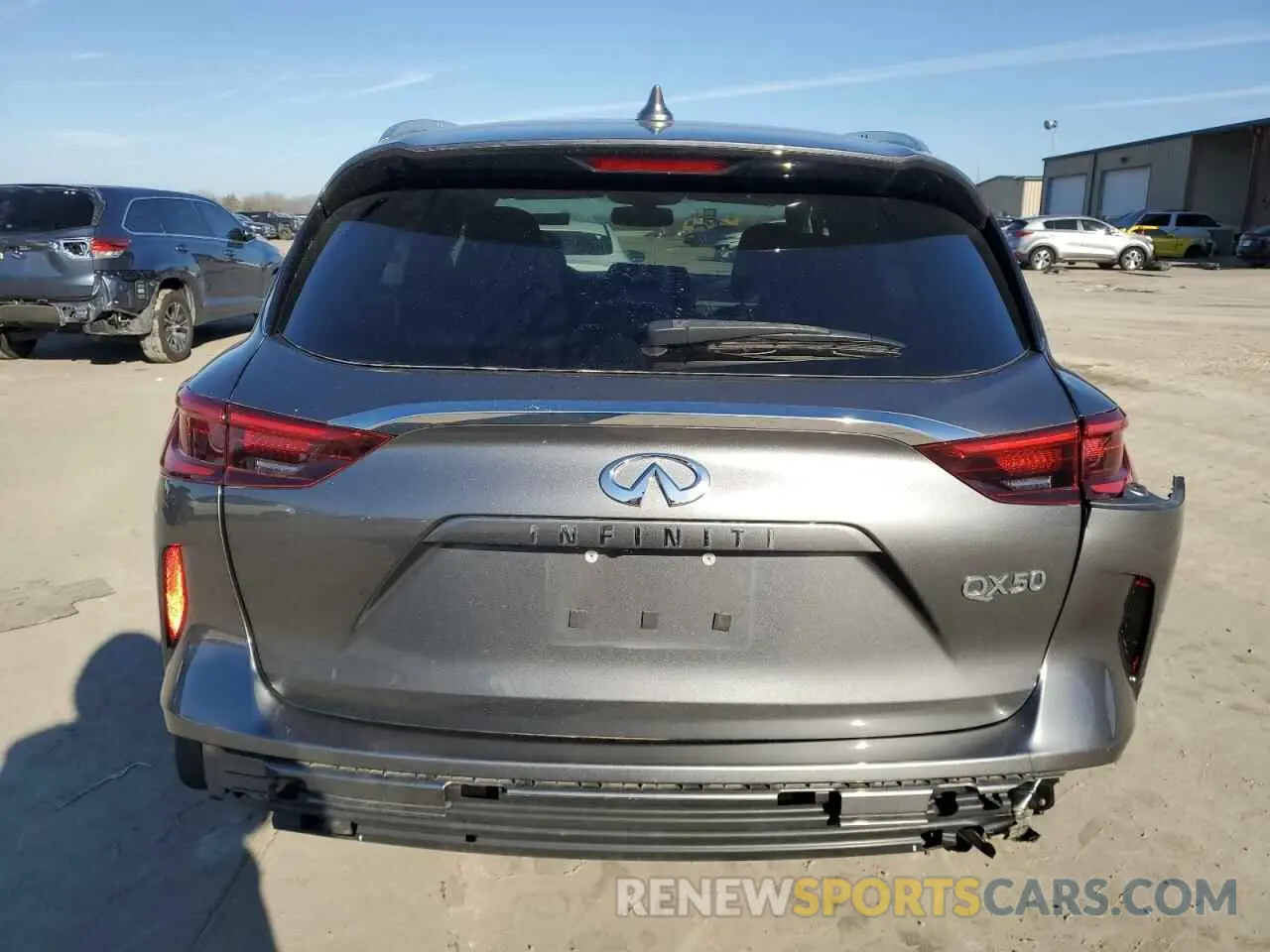 6 Photograph of a damaged car 3PCAJ5M19KF136262 INFINITI QX50 2019