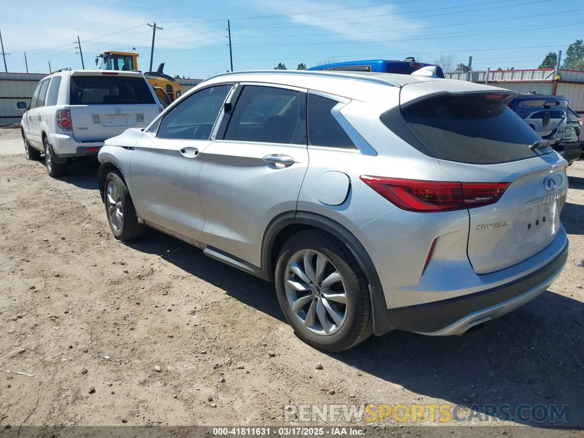 3 Photograph of a damaged car 3PCAJ5M19KF144488 INFINITI QX50 2019