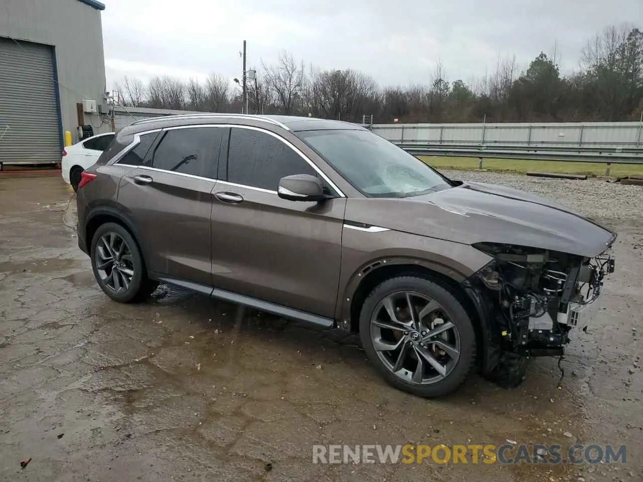 4 Photograph of a damaged car 3PCAJ5M1XKF102833 INFINITI QX50 2019