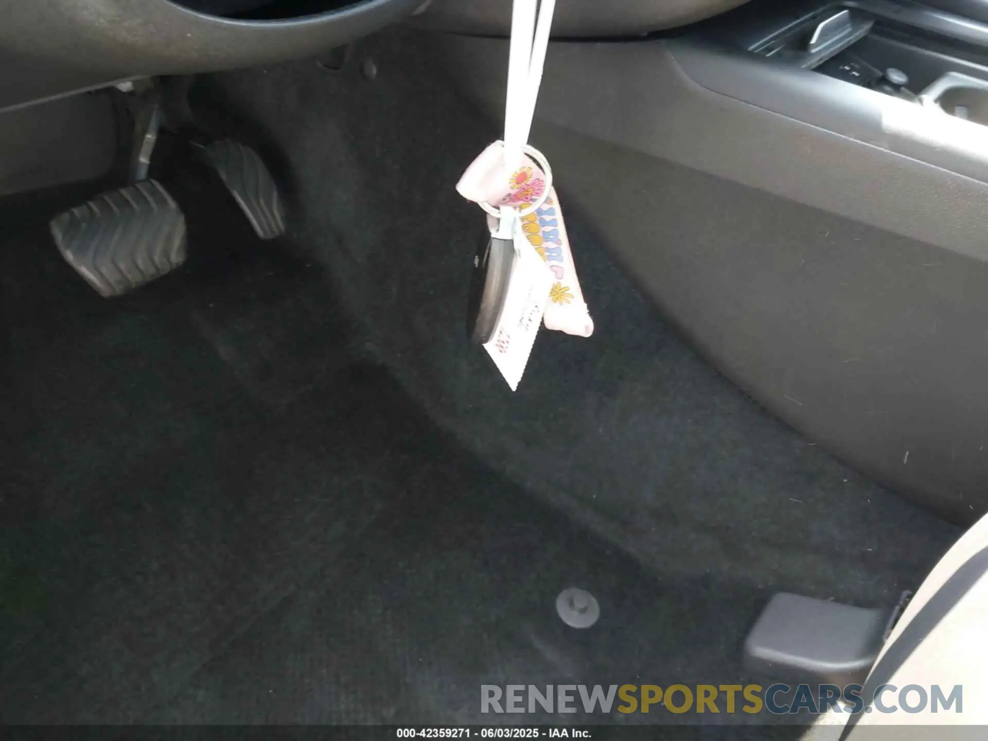 11 Photograph of a damaged car 3PCAJ5M1XKF119258 INFINITI QX50 2019