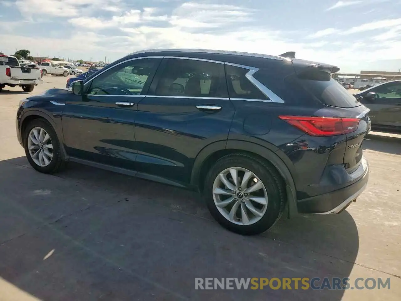 2 Photograph of a damaged car 3PCAJ5M1XKF123830 INFINITI QX50 2019